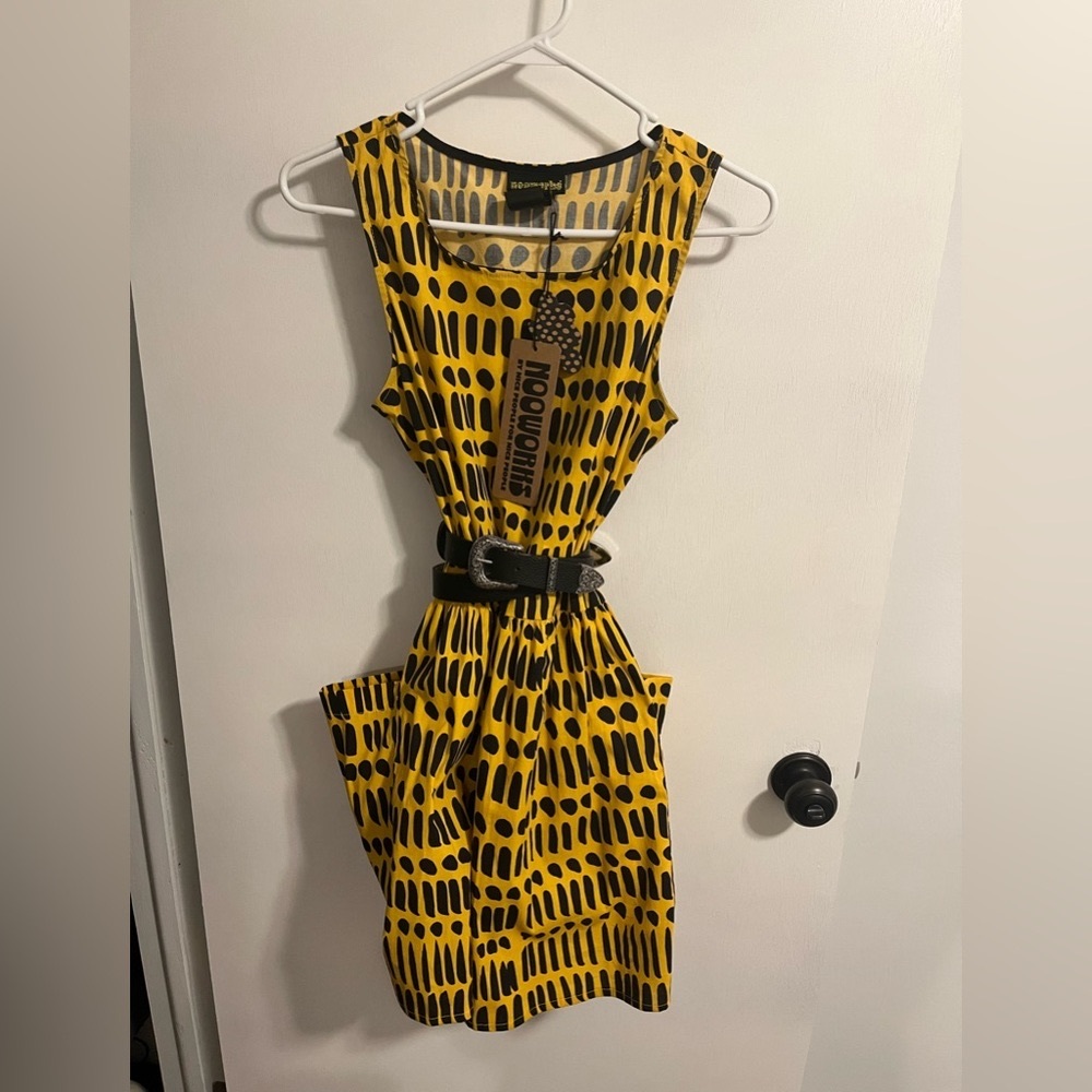Nooworks NWT Big Pocket dress Medium